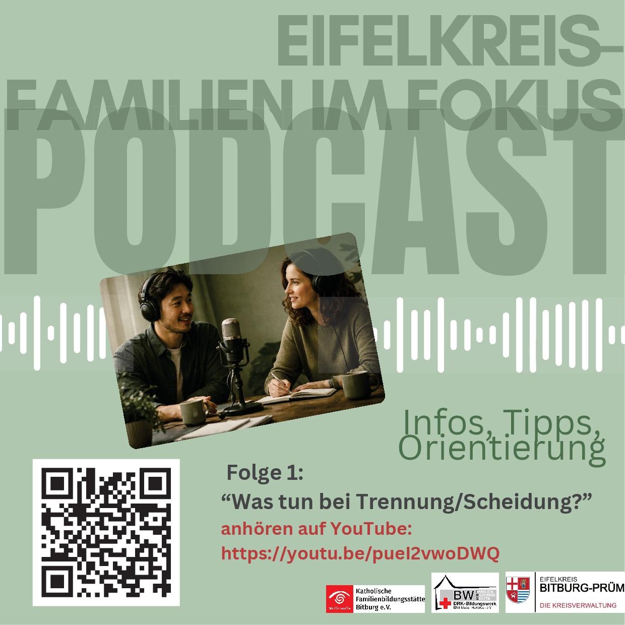 Zwei Menschen in einem Tonstudio - Podcast Folge eins